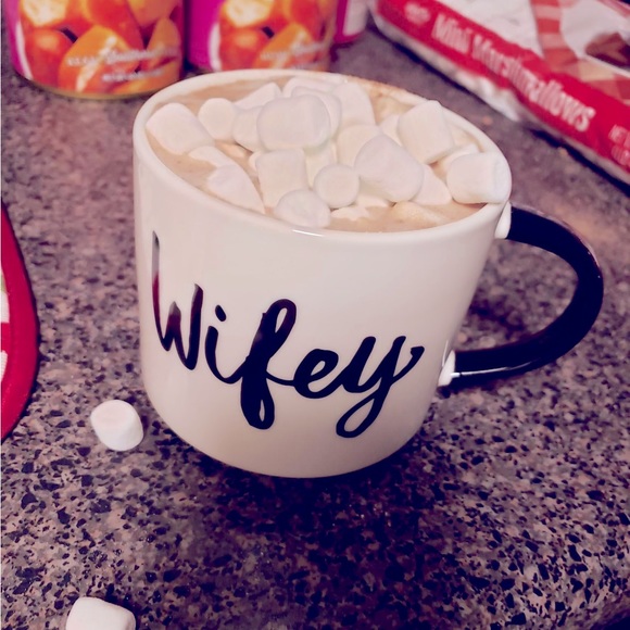 Meet your Posher, Angela - Picture 1 of 1